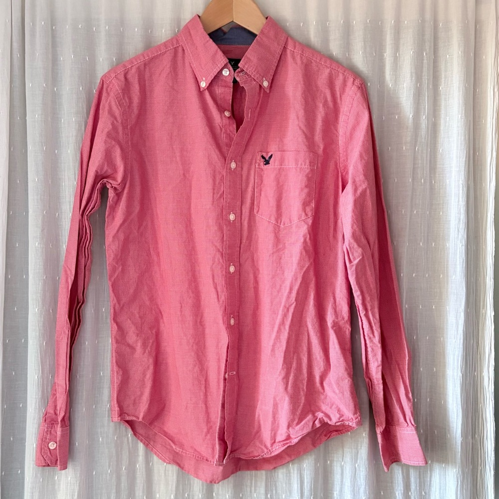 American Eagle Outfitters Pink Casual Button-Down Shirt